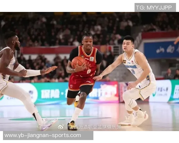 古德温表现出色12投5中贡献16分9篮板4助攻助力球队胜利